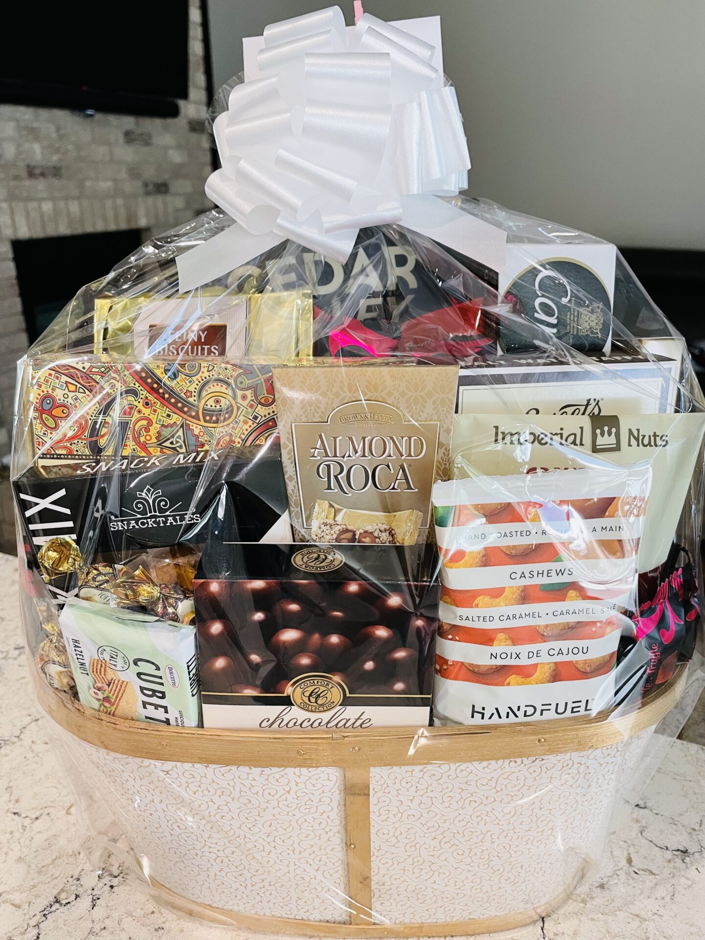 IMG_7796 Gold basket